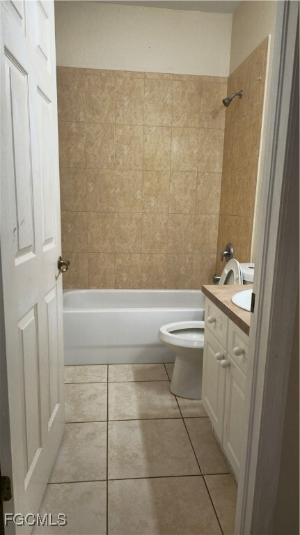 Building Photo - 2218 Putter Ln