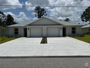 Building Photo - 28 Rainstone Ln