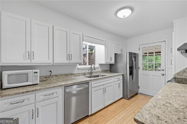 Building Photo - 1930 Tapawingo Dr