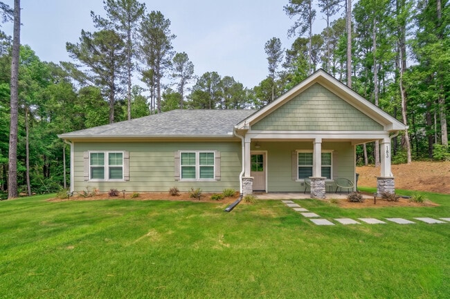 Frente de la propiedad - 183 Crooked Creek Bay Rd