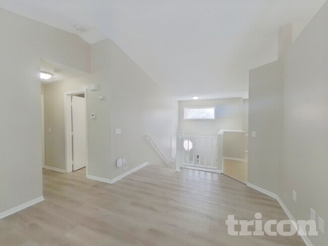 Foto del edificio - 14098 Yosemite Ave S