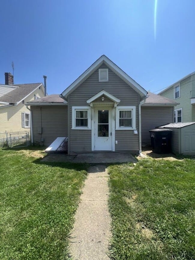 Building Photo - Ranch house