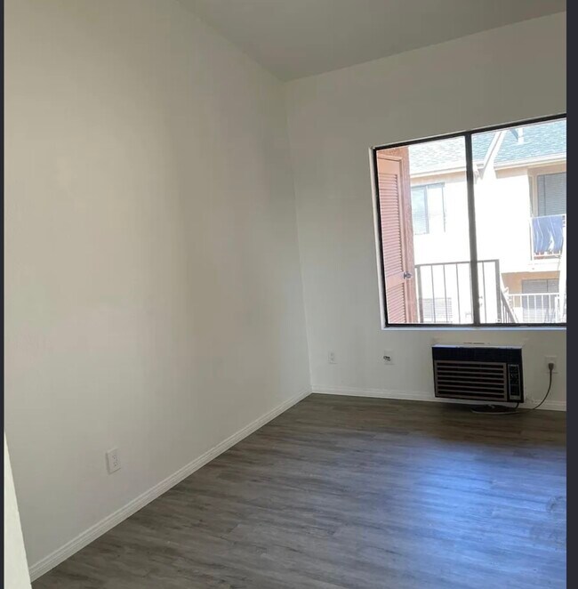Unidad de aire/calor - 4368 Marlborough Ave