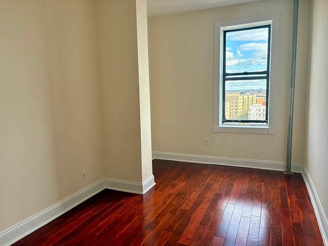 Photo - 2087 Amsterdam Ave Apartments