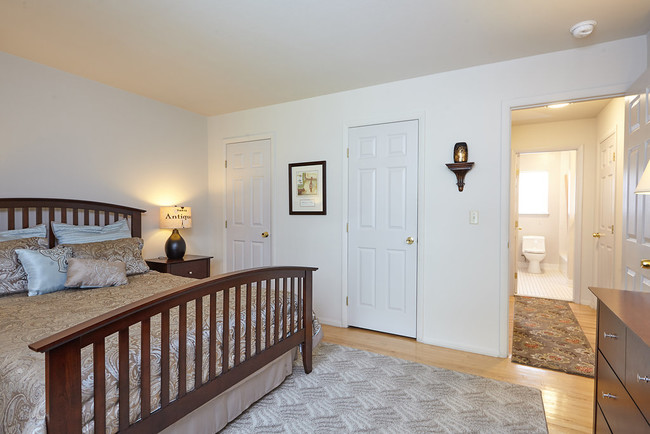 Foto del edificio - Ridgefield Apartment Assoc., LLC - C 55-16B