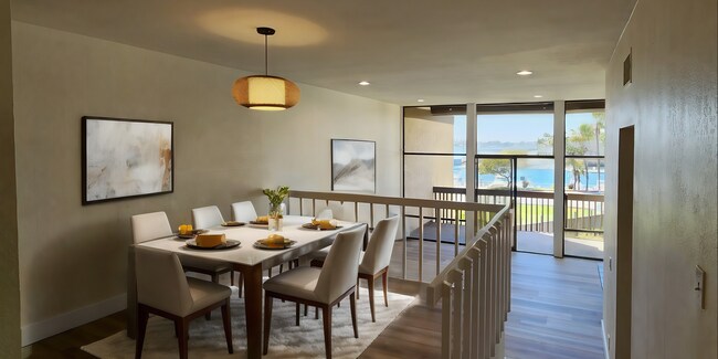 Building Photo - 5215 Marina Pacifica Dr S