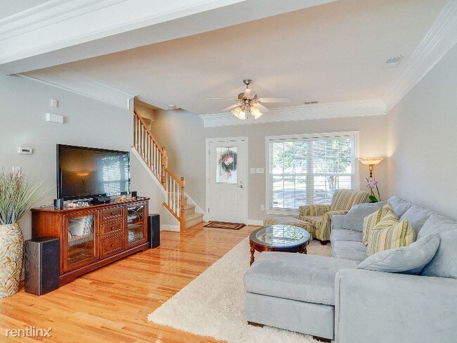 Foto del edificio - 2430 Madeline Meadow Dr