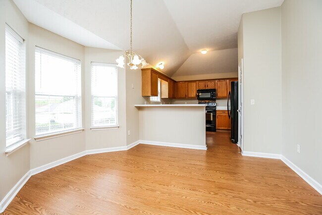 Building Photo - 817 Carmen Way