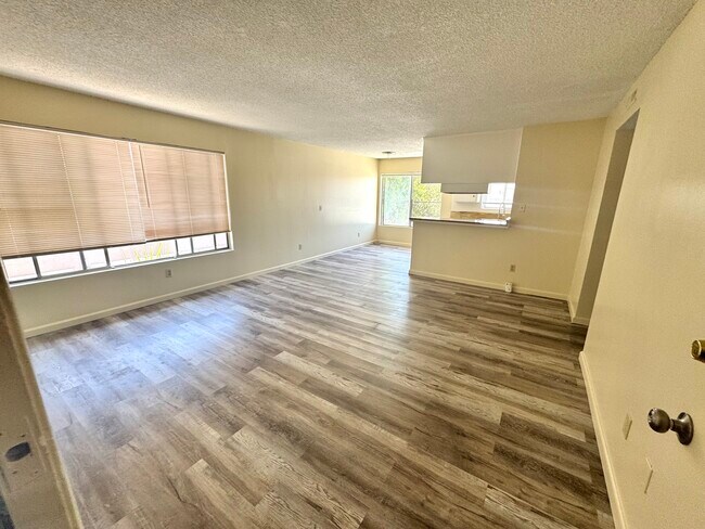 Foto del edificio - 7134 Westview Pl