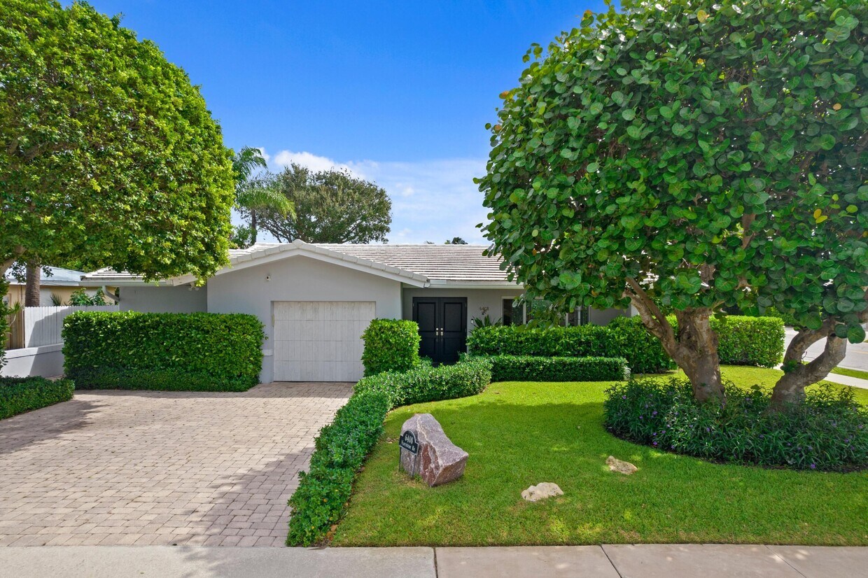 Foto principal - 6408 Washington Rd