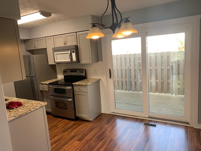 cocina - 440 Edinburgh Rd