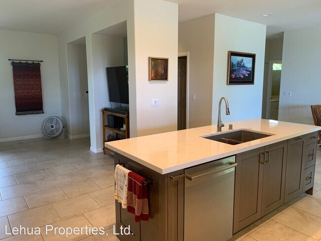 Building Photo - 3 br, 2.5 bath House - 75-116 Kamilo St.