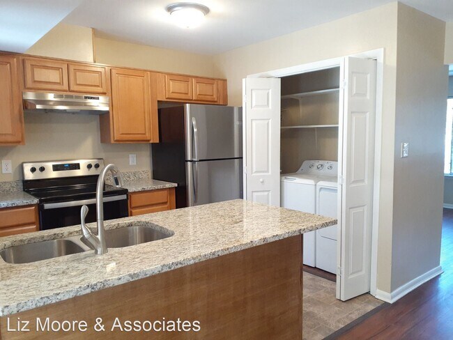 Foto del edificio - 2 br, 2.5 bath House - 1104 North Green Drive