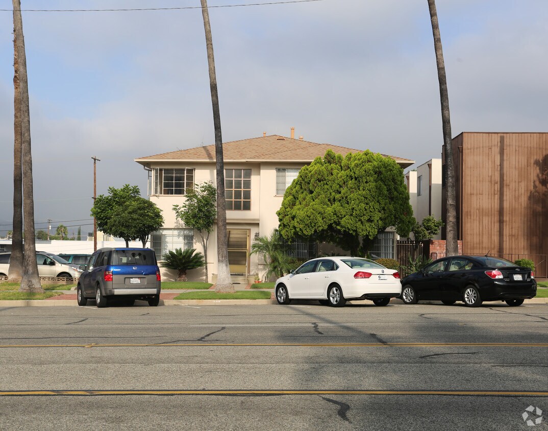 Foto del edificio - 1225 N Brand Blvd