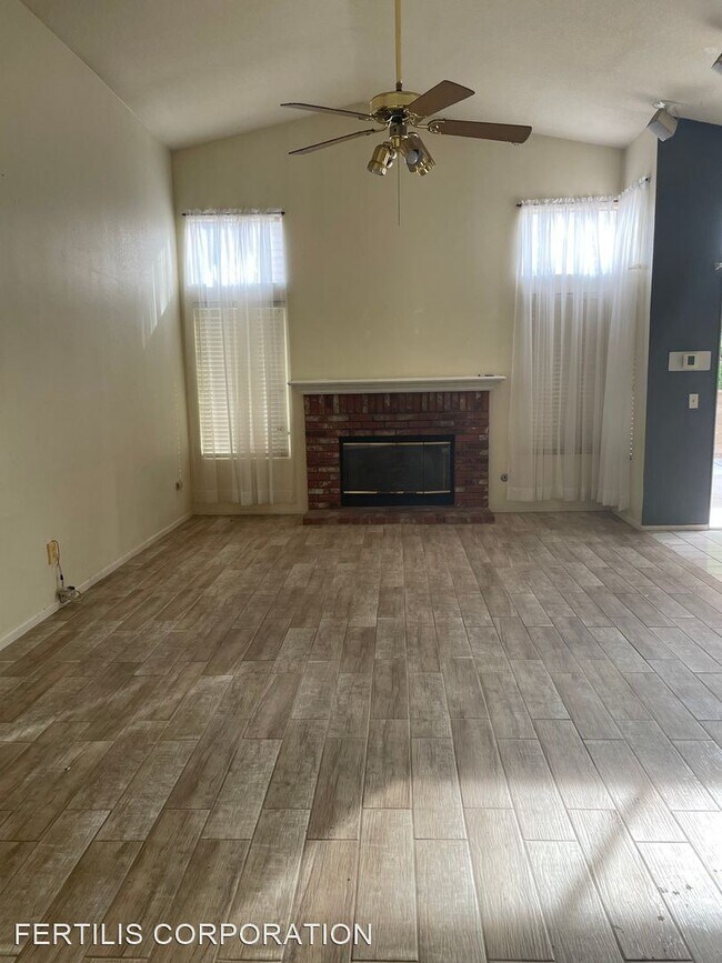 Building Photo - 4 br, 2.5 bath House - 6805 Alderpoint Ct