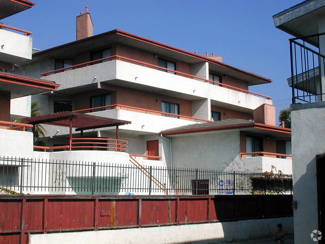 Temple Plaza Apartaments - Temple Plaza Apartments