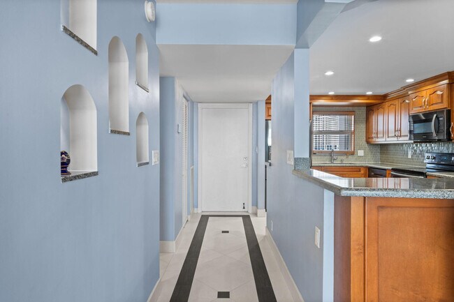 Foto del edificio - 511 Bayshore Dr