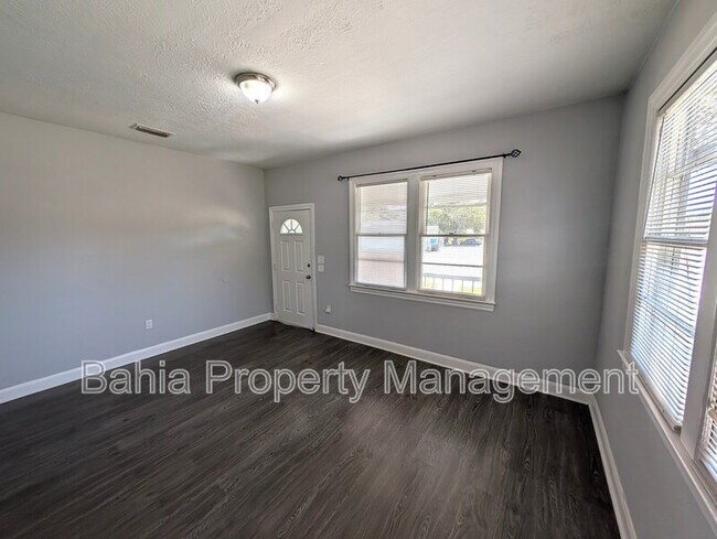 Building Photo - 3702 N 12th St