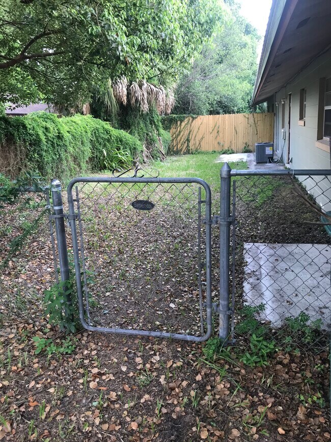 Foto del edificio - 442 Georgia Ave