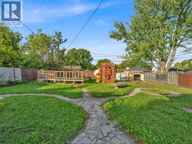 Building Photo - 3125 Dominion Blvd