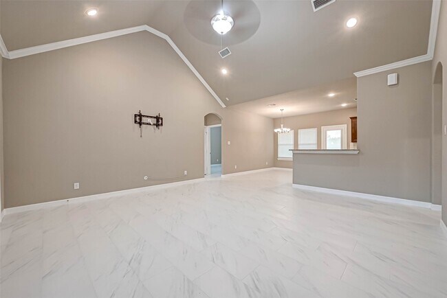 Foto del edificio - 421 N Amherst Dr
