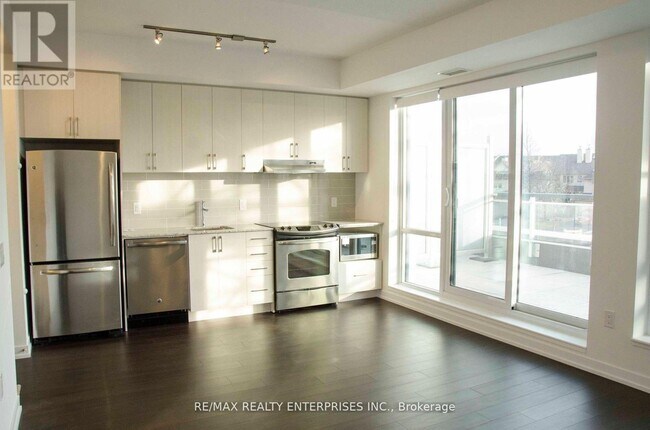 Building Photo - 2560 Eglinton Ave W