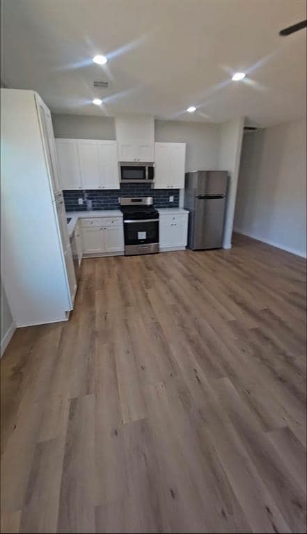 Primary Photo - 336 De Haven St