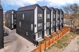 Building Photo - 4925 W 10th Ave