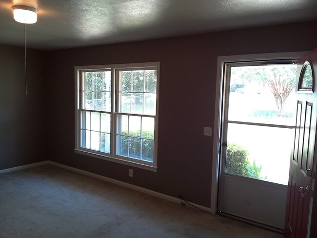 Building Photo - **UPCOMING***Nice East Columbus, GA 4 Bedr...
