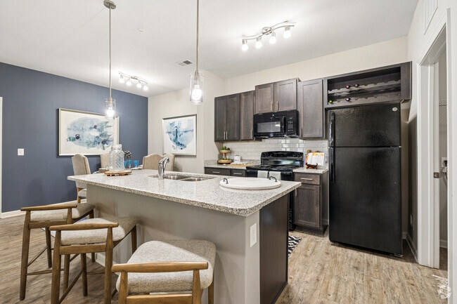 B3 - 2BR, 2BA - 1,168SF - Kitchen - Dream Asheville Exchange