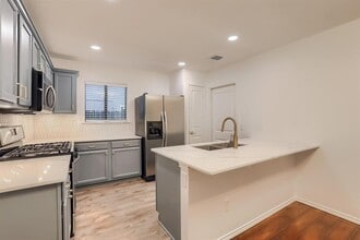 Building Photo - 8400 Horton Trail