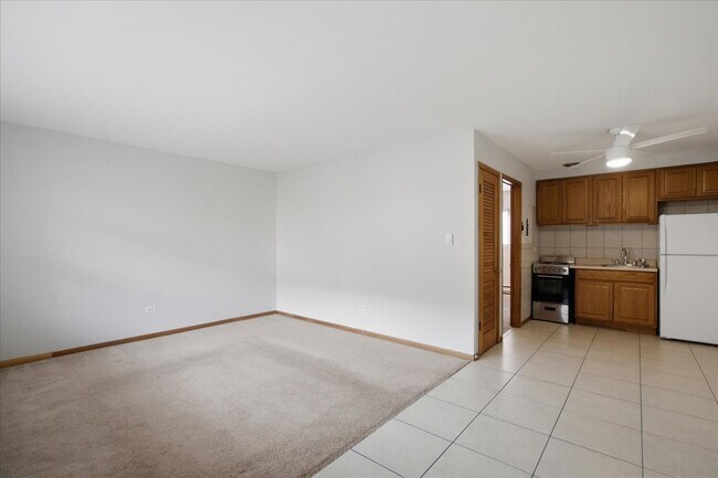 Foto del edificio - 6206 W 64th Pl