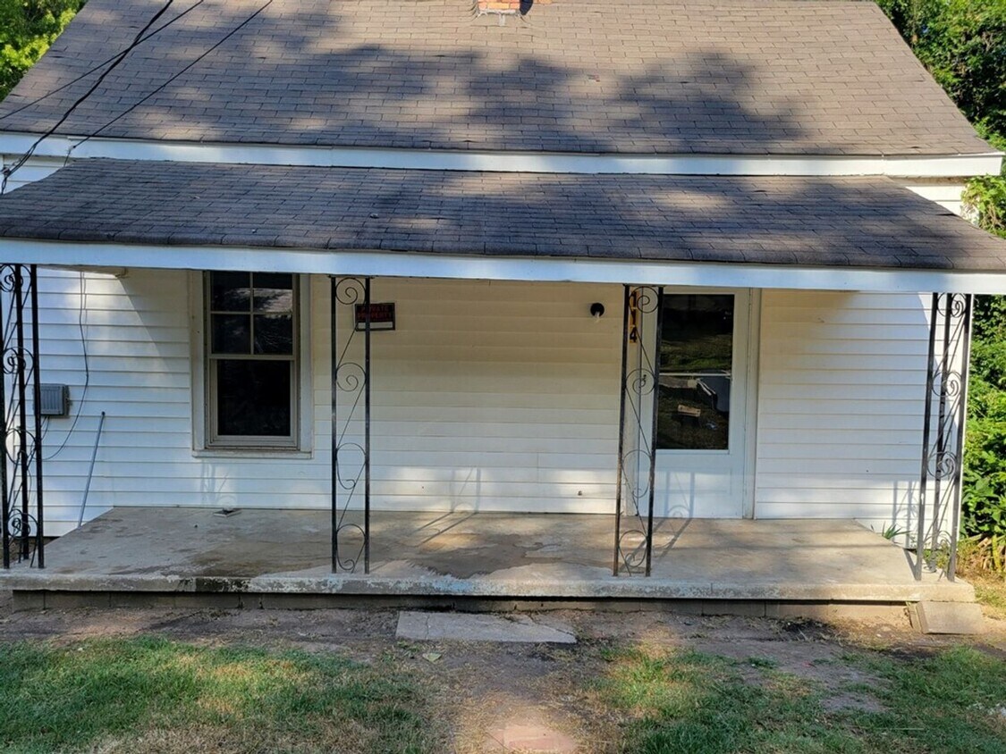 114 Williams St, Laurens, SC 29360 House Rental in Laurens, SC