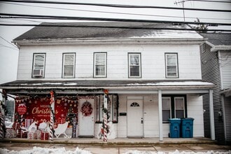 Building Photo - 26 E Main St