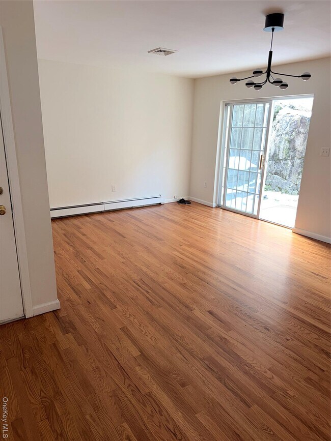 Foto del edificio - 219 Mary Lou Ave