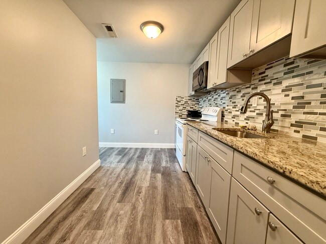 Photo - 5000 N 8th St Apartment