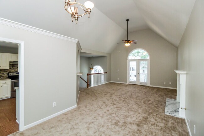 Building Photo - 5981 Tate Dr