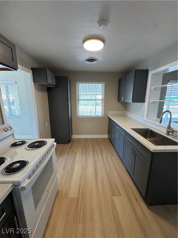 Foto del edificio - 1300 E Nelson Ave
