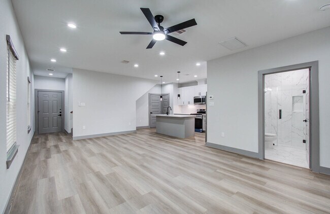 Foto del edificio - 1065 South Ln