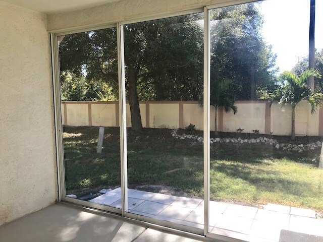 Building Photo - 4718 Sabal Key Dr