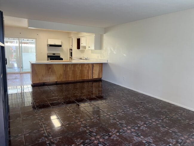 Building Photo - Don’t miss this fantastic rental opportunity!