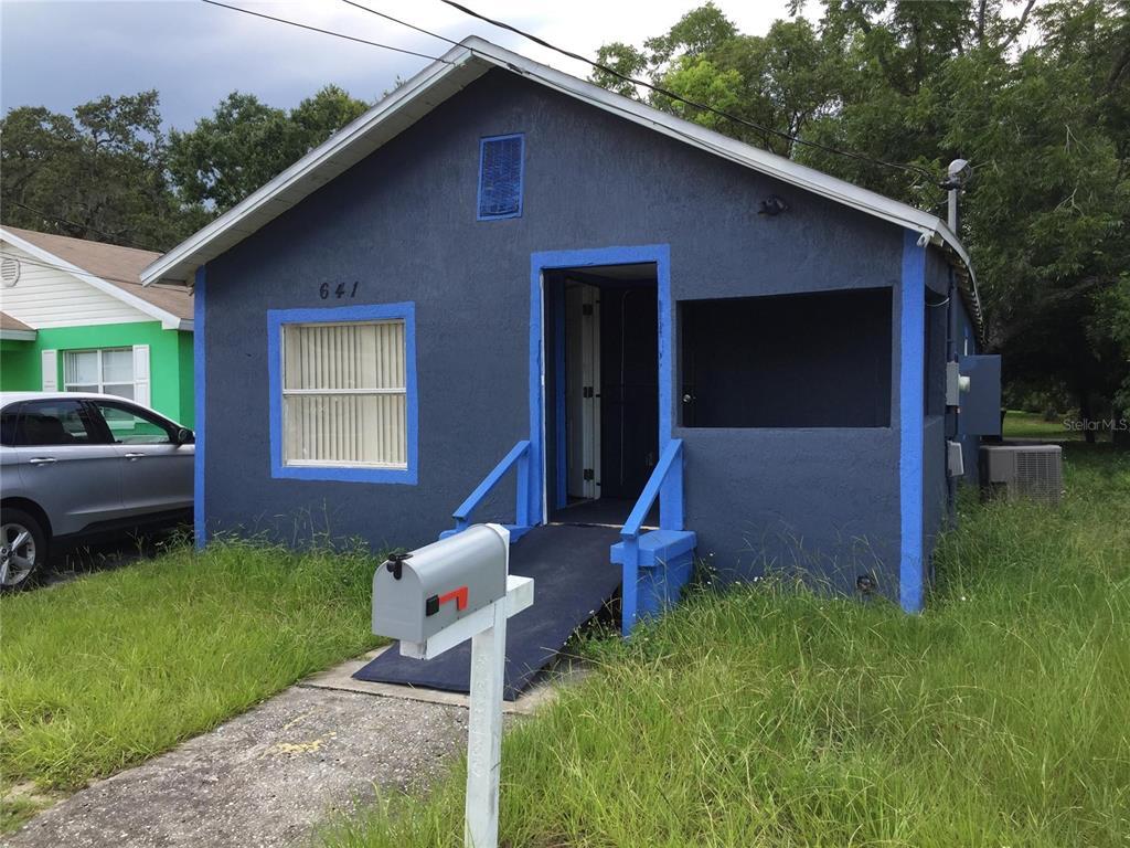 Foto principal - 641 W 6th St