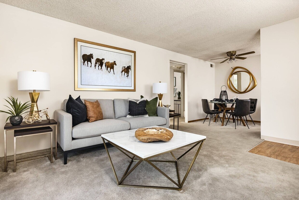 Ivy Crossing Apartments 2470 S Quebec St Denver, CO
