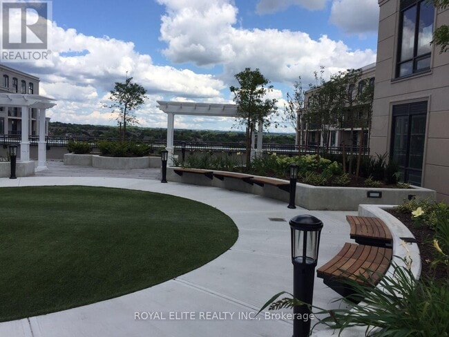 Building Photo - 268 Buchanan Dr