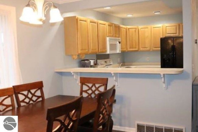 Foto del edificio - 3969 Sherwood Forest Dr