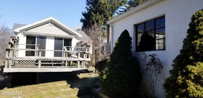 Building Photo - 2 br, 2 bath House - 228 Tecumseh Rd