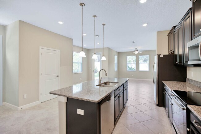 Building Photo - 6887 Citrus Creek Ln