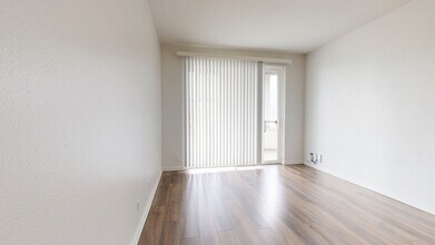 Interior Photo - The Westerly on Lincoln