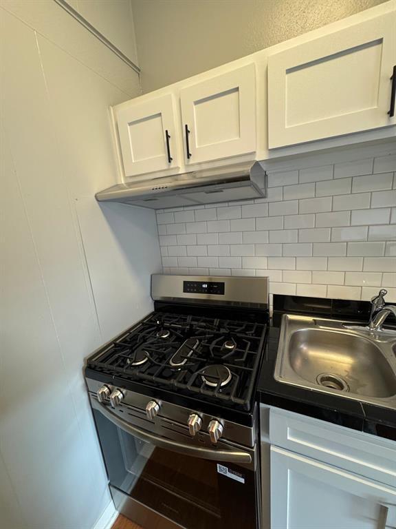Foto del edificio - 608 W 51st St