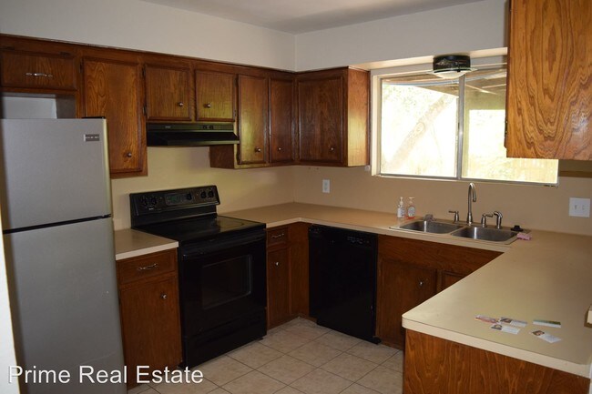 Building Photo - 11645 Chispa Creek Dr